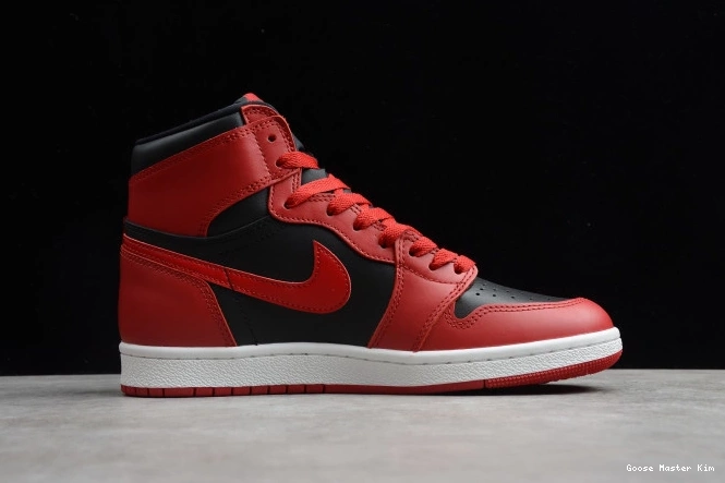 Jordan High Red Air 1 BQ4422-600 Varsity 85 0531
